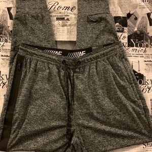 American Eagle jogger for men, Large, gray NWT